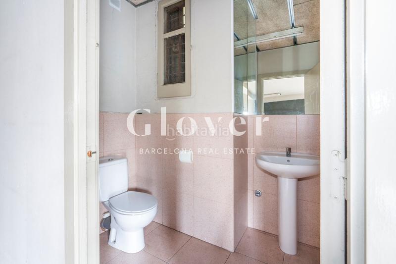 Foto 455dbd72-c2cb-4433-a779-45ed4564f432. Alquiler oficina en Sants Barcelona