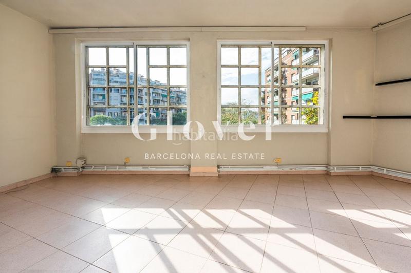 Foto 682bf38b-b257-414d-bb0f-ecf515227187. Alquiler oficina en Sants Barcelona