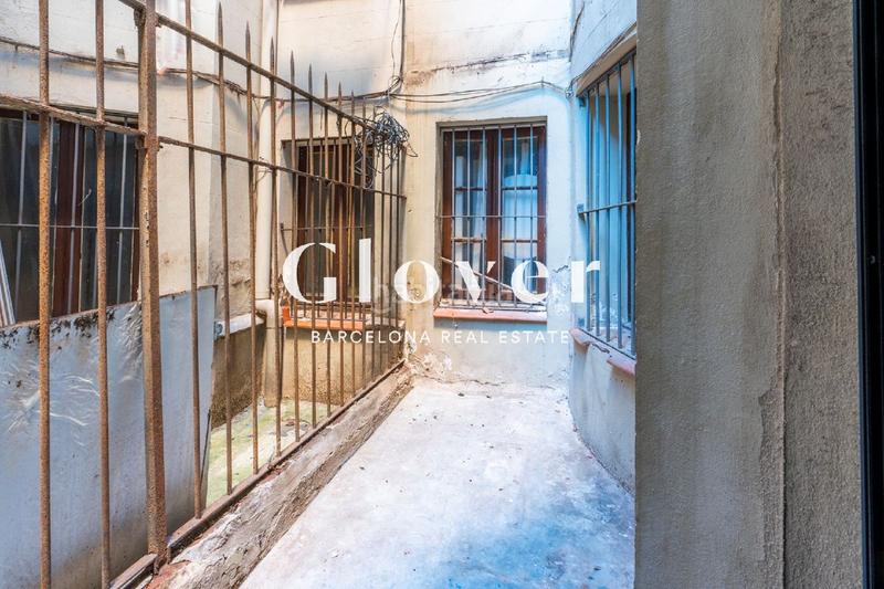 Foto 5f5cc089-38b8-4232-94d1-d2ac1c19d0f1. Alquiler local comercial en Sant Antoni Barcelona