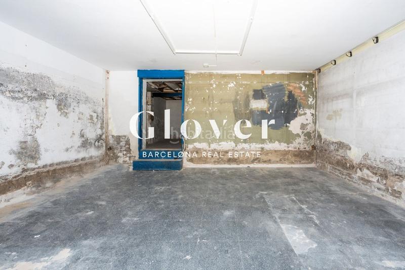 Foto abe6d45b-998f-4297-be1e-455af7e972ba. Alquiler local comercial en Sant Antoni Barcelona