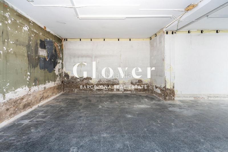 Foto 0f80f5b6-6807-49f6-a863-821b3e2deeda. Lloguer local comercial a Sant Antoni Barcelona