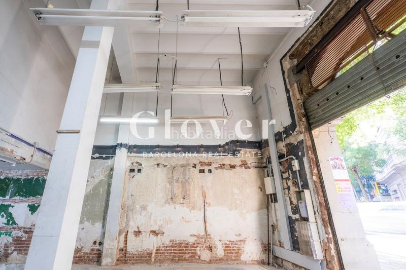 Foto 25fe98ee-c487-4de5-92ef-ed27667a5aec. Lloguer local comercial a Sant Antoni Barcelona