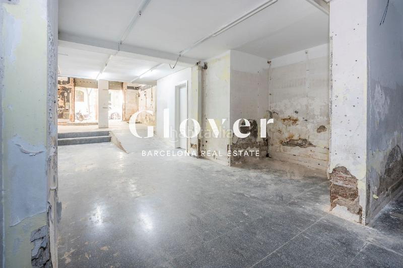 Foto c6a87ae4-ff8d-4163-946a-8f52cc0cb03c. Lloguer local comercial a Sant Antoni Barcelona