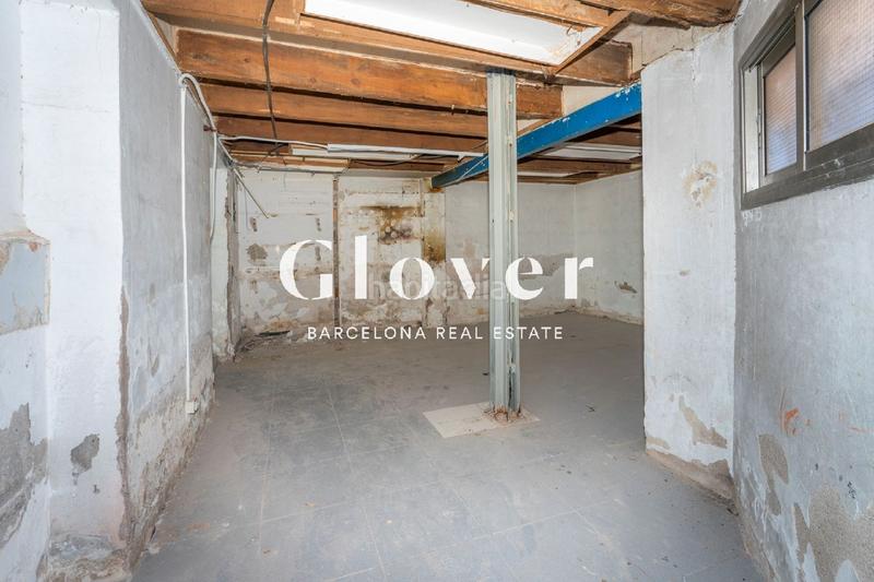 Foto ca2b3fb4-8c29-4dd0-a7ee-c79b36e2da6b. Lloguer local comercial a Sant Antoni Barcelona