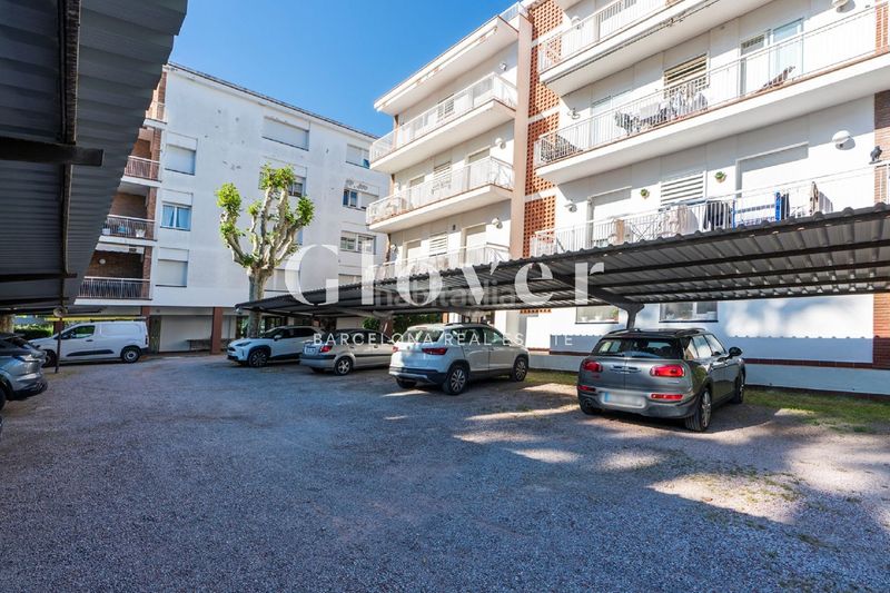 Foto f4258c14-d121-413c-a187-b61354e32592. Pis amb calefacció aparcament a Can Girona - Terramar - Vinyet Sitges