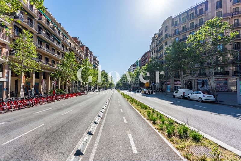 Foto 42813b0c-b34c-432a-a6a3-0d0391c531a0. Pis amb calefacció a Sant Antoni Barcelona