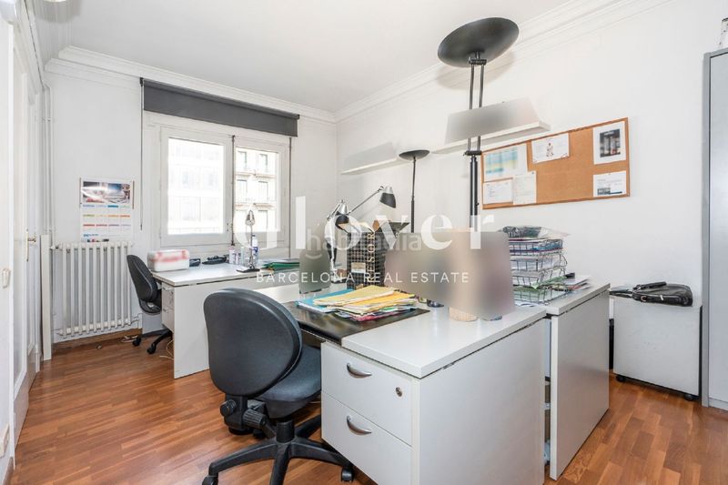 Foto 1ed3c893-6173-4db9-a73b-3ef1929b931b. Rent office space with heating in Dreta de l´Eixample Barcelona
