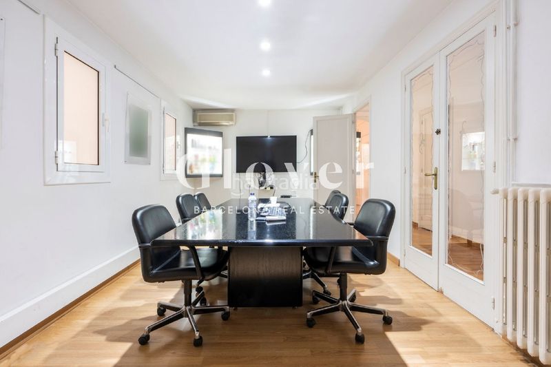 Foto 4f726280-964b-4f3f-ac97-dbe8d646c317. Rent office space with heating in Dreta de l´Eixample Barcelona