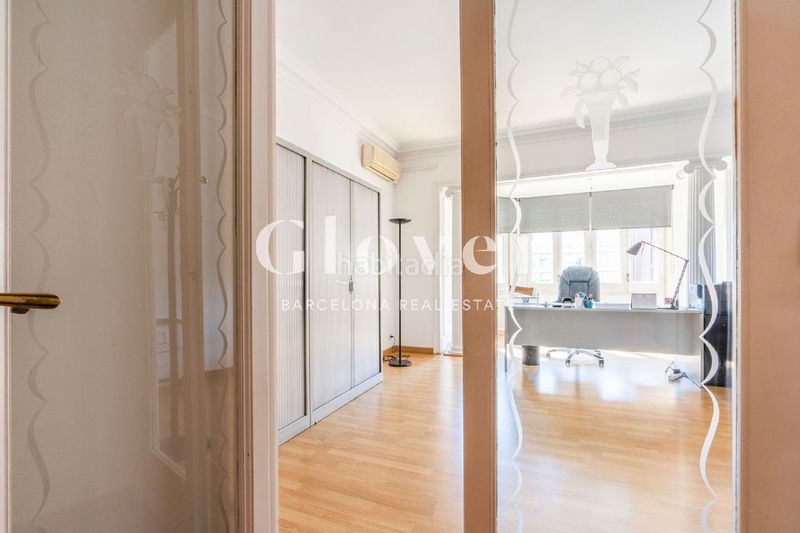 Foto 6564cd26-6c2c-467d-95de-1807305cf0bf. Rent office space with heating in Dreta de l´Eixample Barcelona