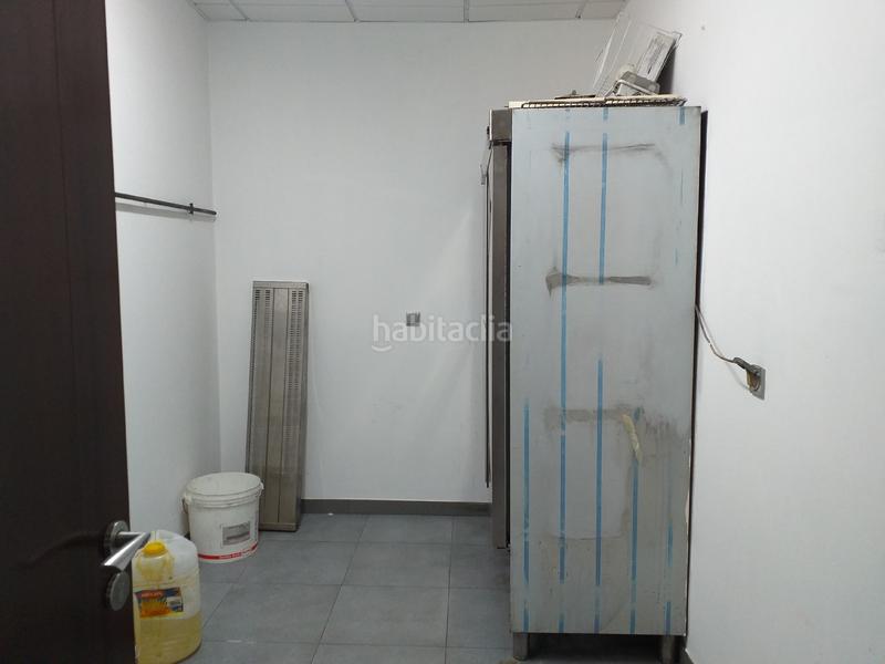 Foto 4f90c252-25d0-4f7f-a4b0-0e593811b65c. Rent industrial building in Almeiras Culleredo