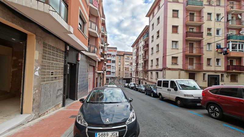 Foto c7dcbf54-df03-42a7-b41c-c5f64340b38f. Lloguer local comercial a Rontegui-Pormetxeta Barakaldo