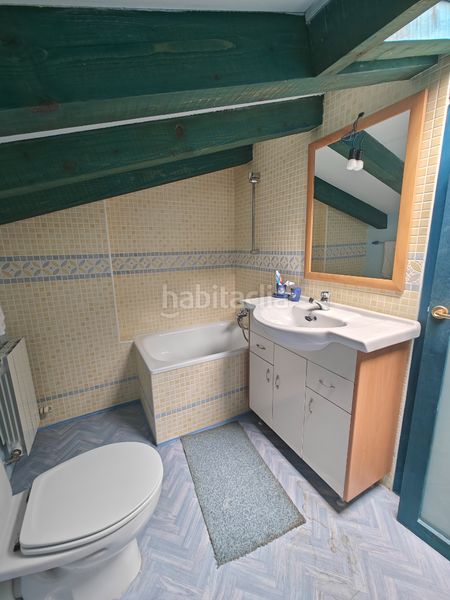 Foto 37614340-4157-4683-9f8b-61e3d251b30e. Casa adossada amb calefacció aparcament a Arabella Bilbao