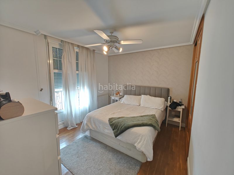 Foto 4b11eeb3-e84b-4c3a-9837-c1fd92fc9404. Casa adossada amb calefacció aparcament a Arabella Bilbao