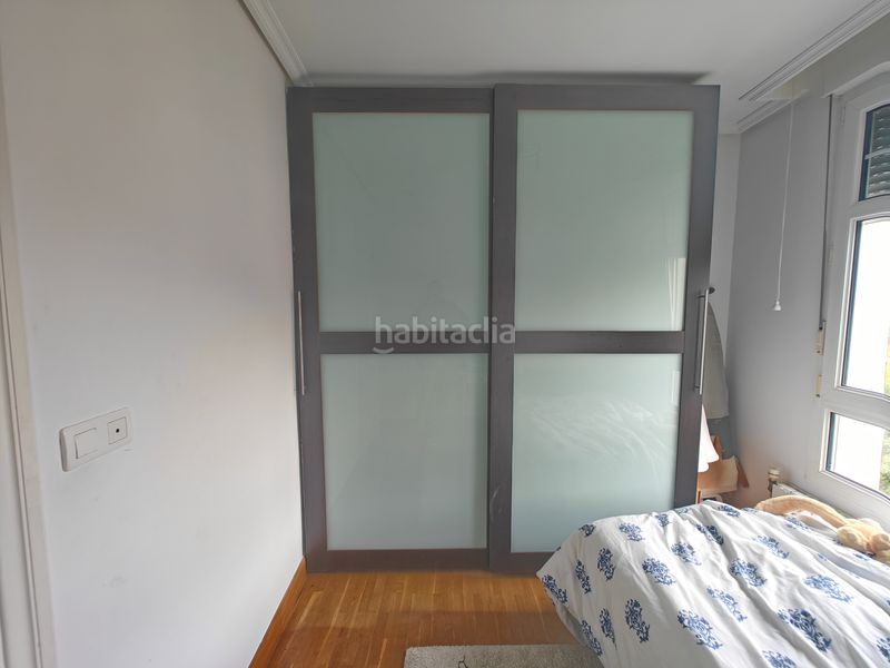 Foto a501d7fe-d27a-4d5d-b67b-cac3bea88616. Casa adossada amb calefacció aparcament a Arabella Bilbao