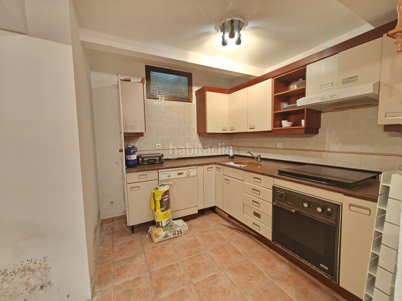 Foto d3f14b62-2b6b-4aed-b1e1-e3c2096b12a0. Casa adossada amb calefacció aparcament a Arabella Bilbao