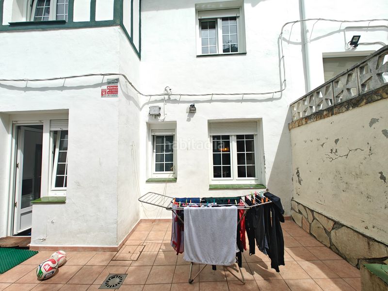 Foto dcf989cb-0c93-476c-b0c3-10f6f22520e4. Casa adossada amb calefacció aparcament a Arabella Bilbao