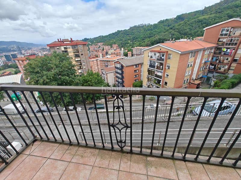 Foto e1015bdb-1879-44c6-a8c5-ff1273656042. Casa adossada amb calefacció aparcament a Arabella Bilbao