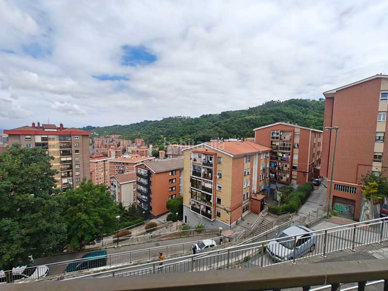 Foto ee776699-0286-4004-80a0-c5146140ee65. Casa adossada amb calefacció aparcament a Arabella Bilbao
