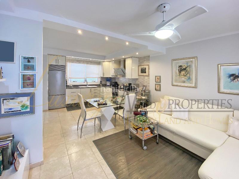 Foto 19cdde51-cdcb-4a81-9605-d22921219317. Apartamento  en el madronal c en Playa Fañabé Alto Adeje