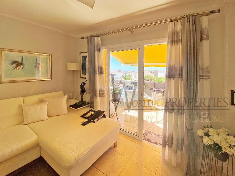 Foto 4f50812b-9df0-4e58-8cad-66676cfee7ab. Apartamento  en el madronal c en Playa Fañabé Alto Adeje