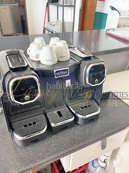 Foto 605ef046-7930-43d1-aeb1-809f40b6881f. Locale commerciale in Los Cristianos Arona