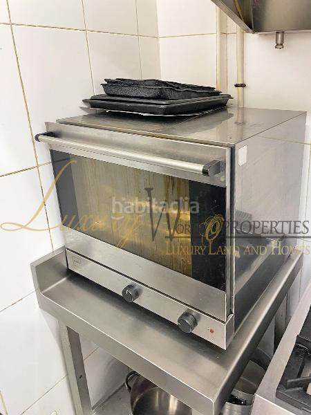 Foto bcec5d48-6cf2-4082-9653-1e3c299821c7. Locale commerciale in Los Cristianos Arona