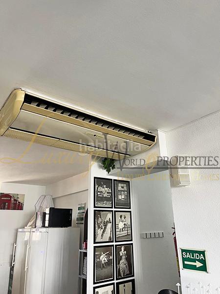 Foto c9c78861-ab6d-4af0-a334-893be8687943. Locale commerciale in Los Cristianos Arona