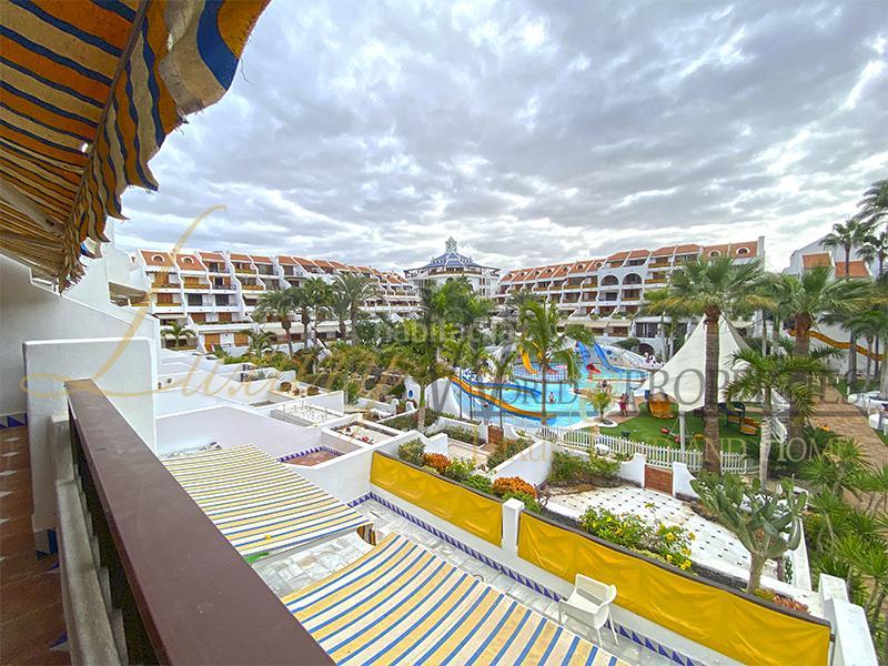 Foto 28b67d8d-ca06-4420-a568-2ecac04bb3f4. Apartament amb piscina a Playa de las Américas Arona
