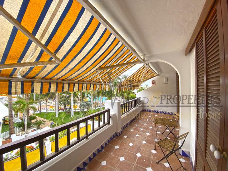 Foto f2f81347-00d1-4f6f-aedf-dcf55dbc20fd. Apartament amb piscina a Playa de las Américas Arona