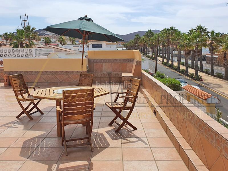 Foto 620e963e-eef2-4b8b-a03e-4377db139a28. Casa villa en palm mar c en Palm - Mar Arona