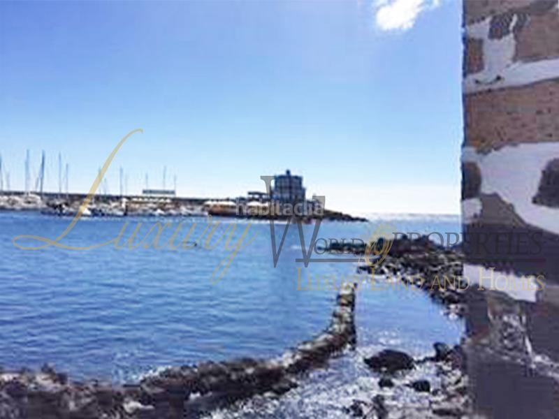 Foto 3e7b4c76-57d3-464b-95ee-1b19469a82ce. Local comercial a Las Galletas Arona