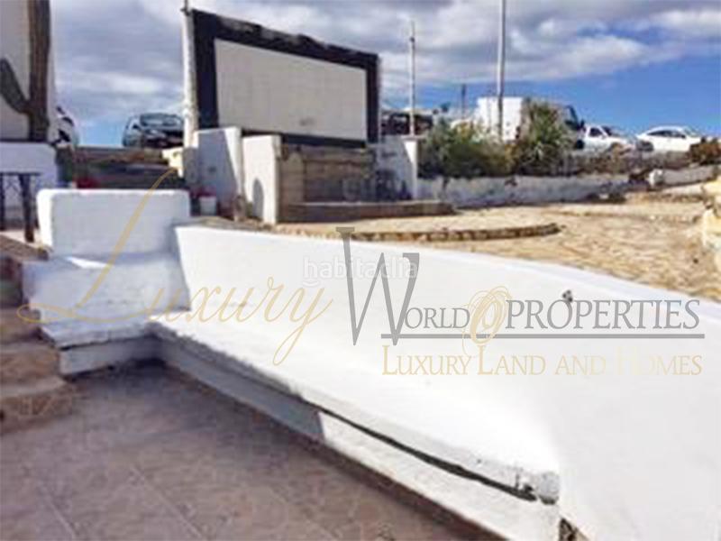 Foto c2364db4-1a53-4f46-a013-3b2fc9a24312. Local comercial a Las Galletas Arona