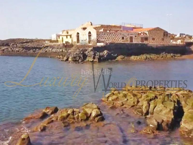 Foto f73a563b-18b4-4789-b92e-afa511e64791. Local comercial a Las Galletas Arona