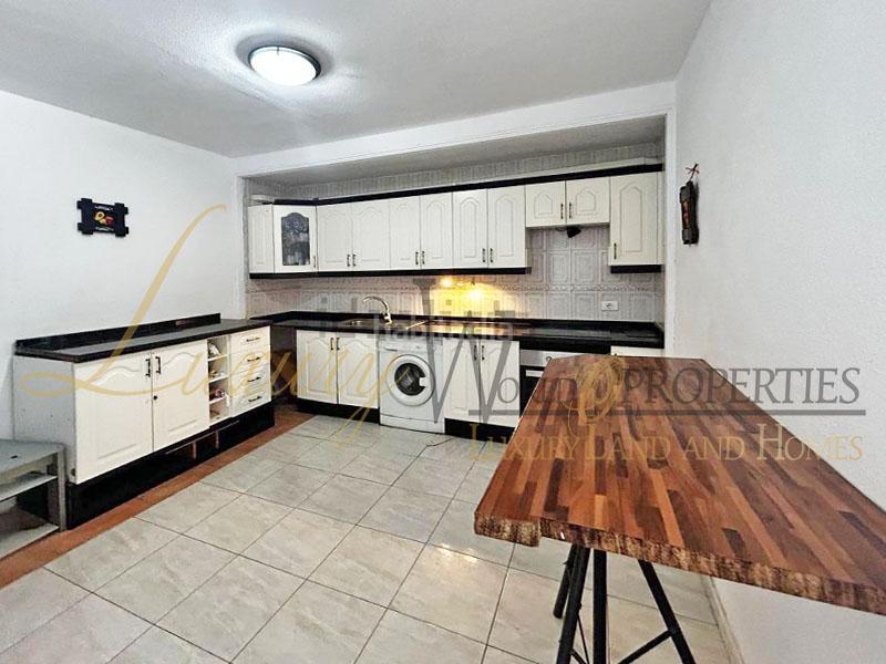 Foto 453b102c-5885-4b34-a51f-05035a3be7b6. Reihenhaus mit parking in Los Abrigos Granadilla de Abona