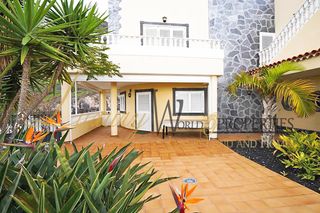 Maison  Navarra. Villa en roque del conde