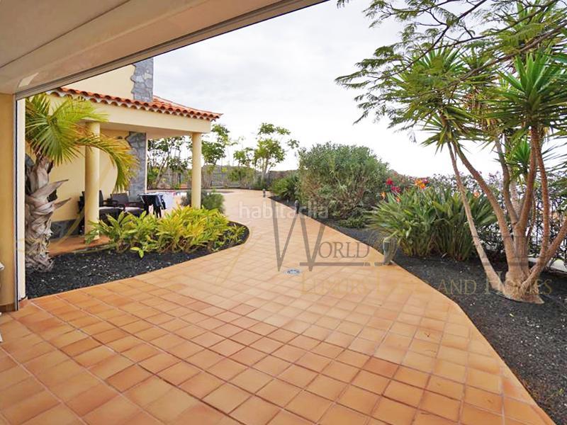 Foto aa00b8dd-cf22-45de-88d5-eaf600b35a3a. Maison avec parking piscine dans Torviscas Centro y Alto Adeje