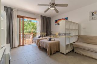 Studio  Víctor zurita soler. Paraiso royal  playa de las américas l