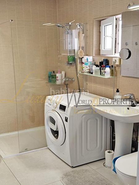 Foto 0f783b2a-579c-4066-84be-6880fa8f4bab. Maison avec parking dans Buzanada Arona