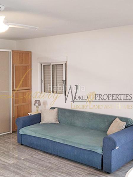 Foto 5c8492b1-9eea-4f86-a981-b0f052cab7bd. Maison avec parking dans Buzanada Arona