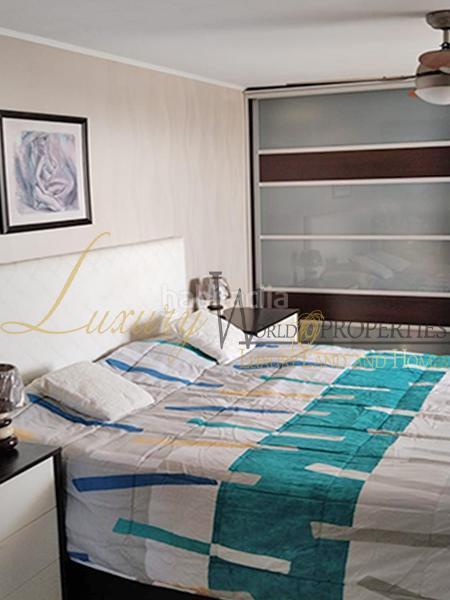 Foto 92c878d5-c19f-43dc-9d1e-39a1a22be5a4. Maison avec parking dans Buzanada Arona