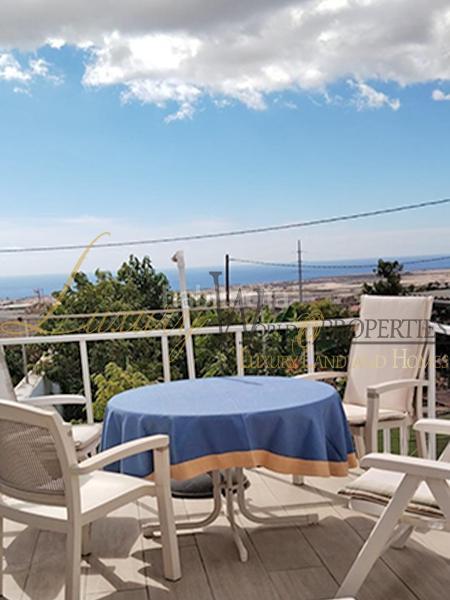 Foto 9849144d-65a9-41e4-b4ec-f24a77fc0569. Maison avec parking dans Buzanada Arona