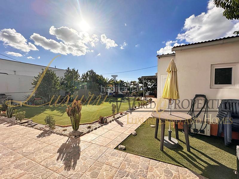 Foto 9a1a783b-375a-4943-9a46-e531414ab6f6. Maison avec parking dans Buzanada Arona