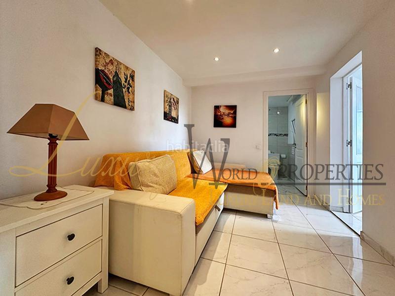 Foto ab0986c3-cfc0-4415-a407-445e203c8d8e. Maison avec parking dans Buzanada Arona