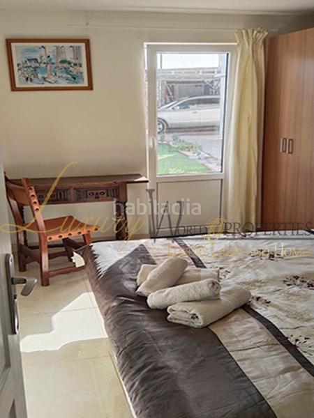 Foto df55aaac-4334-4ada-b4bb-64d3b1510d4f. Maison avec parking dans Buzanada Arona