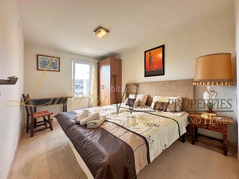 Foto e10b3e06-f926-423f-a869-eeee5f469e2a. Maison avec parking dans Buzanada Arona