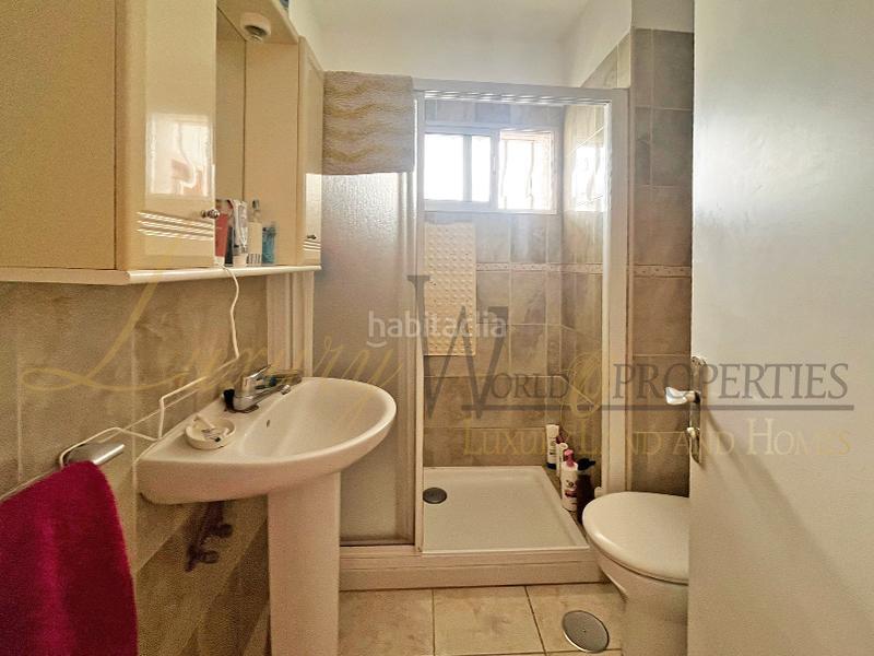 Foto 8562610b-5170-4c4a-8cd8-3e60c0d3bc8b. Apartament amb piscina a Playa de las Américas Adeje