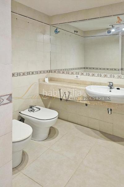 Foto 5a1e171e-22cb-4f88-8a67-ad5e580bde0a. Appartement avec parking piscine dans Playa Fañabé Alto Adeje