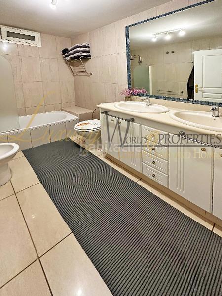 Foto 16abdd3a-7de0-4f53-9f32-92ec6cfd99ff. Appartement mit pool in Playa del Duque Adeje
