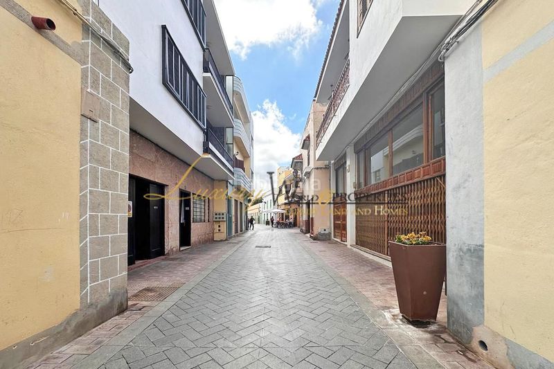 Foto e30a6126-c66a-425b-bd56-e6c79d14d207. Casa amb aparcament a Guía de Isora interior Guía de Isora