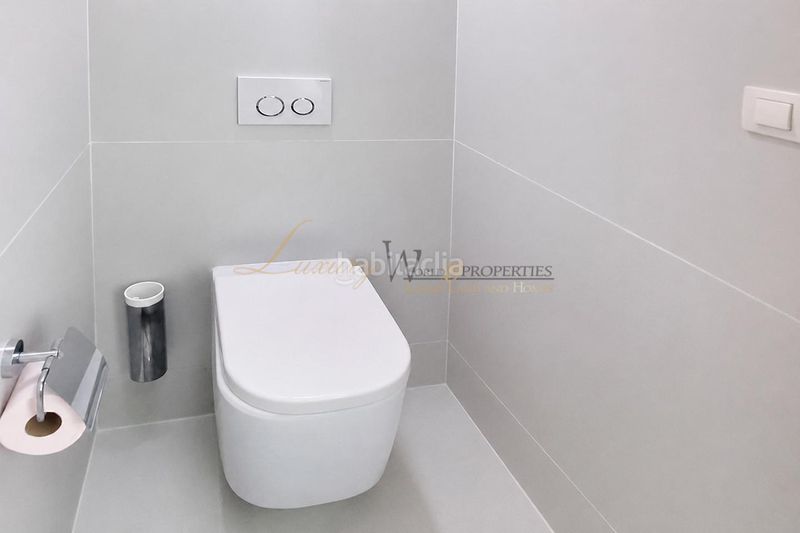 Foto f14111a1-e173-448e-a926-fba5e7a47c0a. Àtic amb piscina a San Eugenio Bajo Adeje